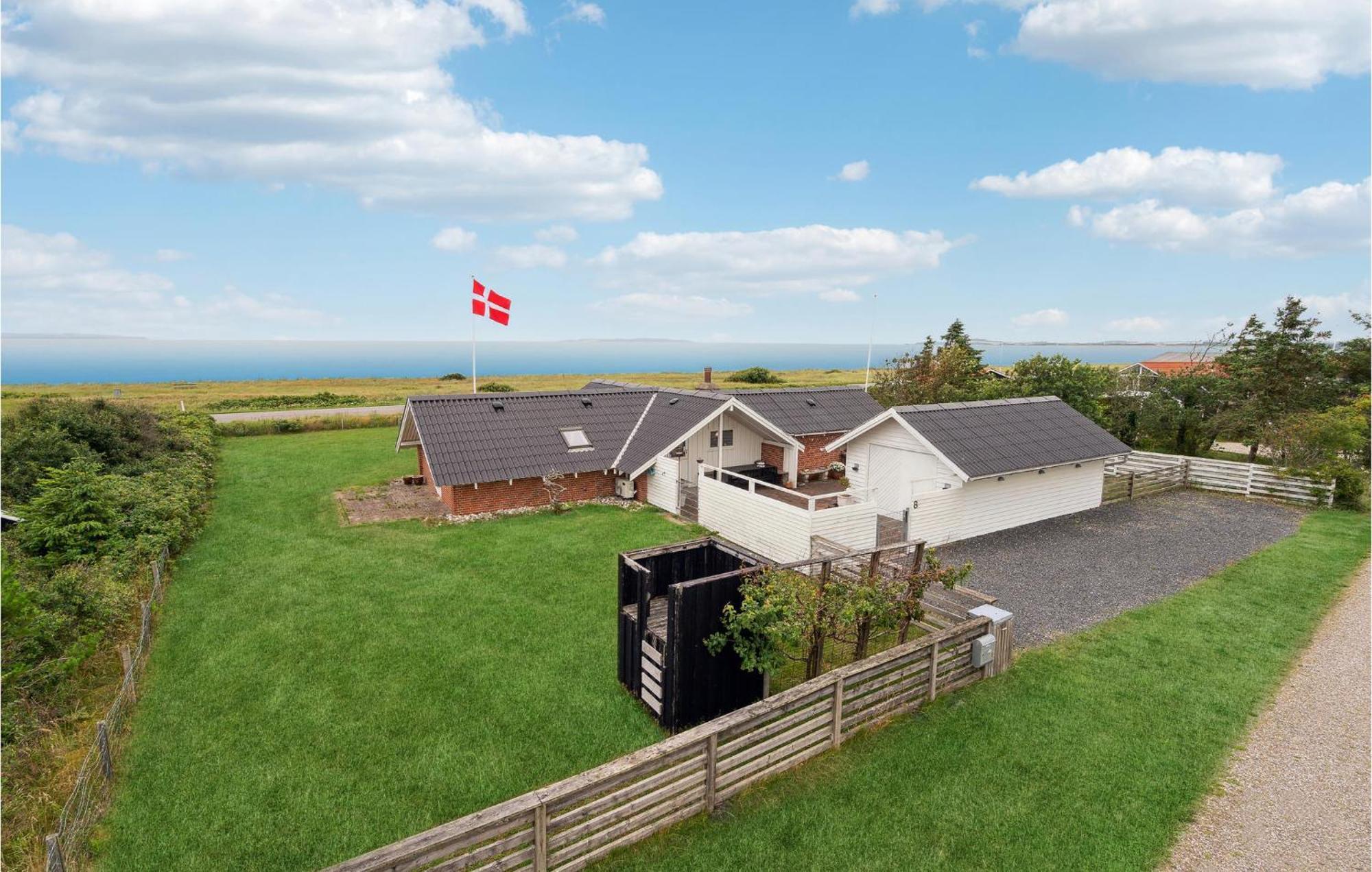 3 Bedroom Cozy Home In Logstor Logsted Exterior photo